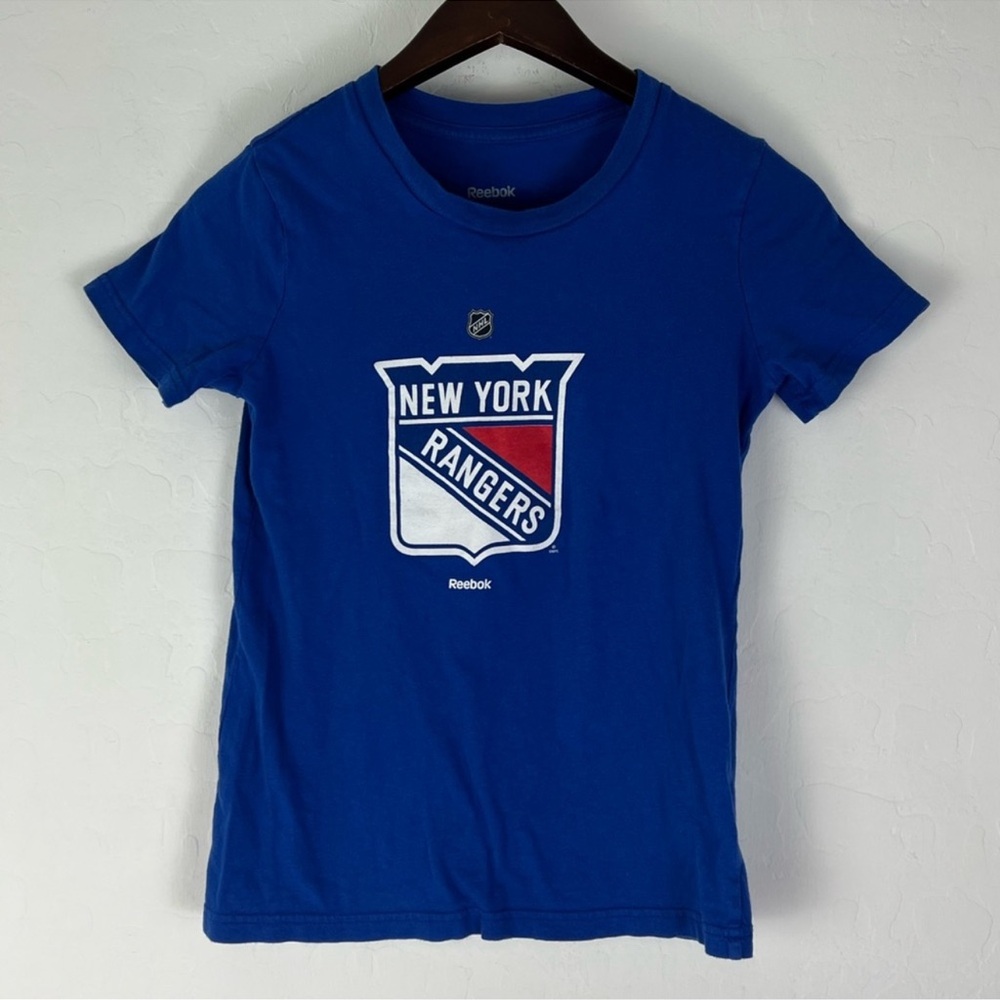 New York Rangers T-Shirt Size Medium Youth Blue
Reebok